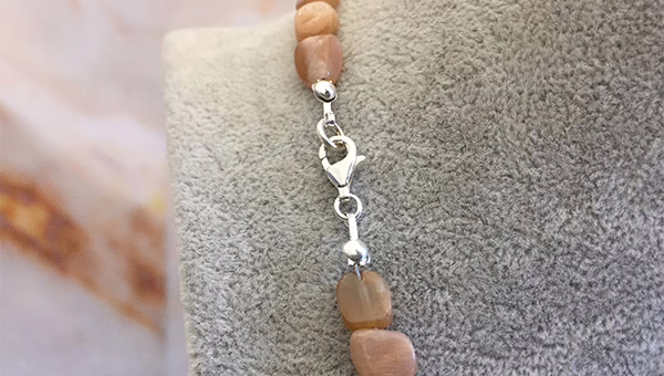 Small Hematite + Sunstone Necklace handmade in Rome 55 cm / 22" - Image 3