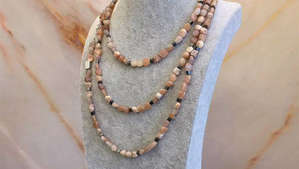 Sunstone + Small Hematite Necklace handmade in Rome 165 cm / 66" - Image 2